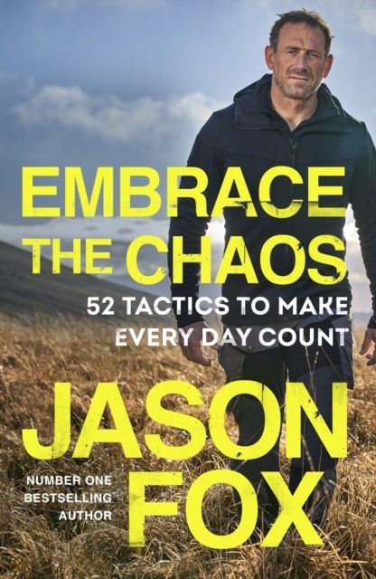 Image of Embrace the Chaos. 52 Tactics to Make Every Day Count wer. angielska